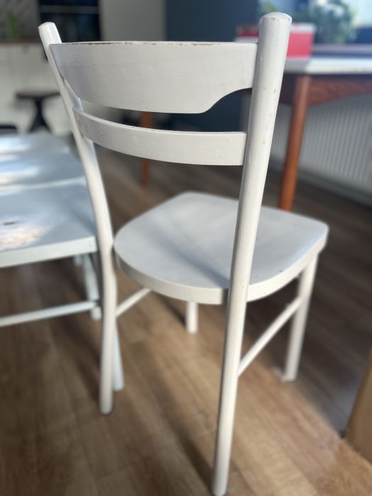 Krzesla drewaniane prl