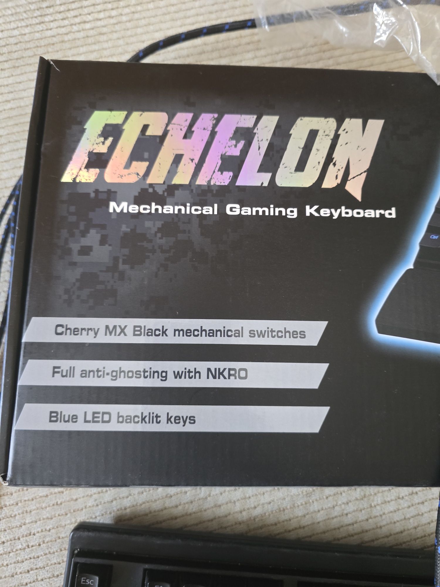 Teclado mecânico ASUS echelon