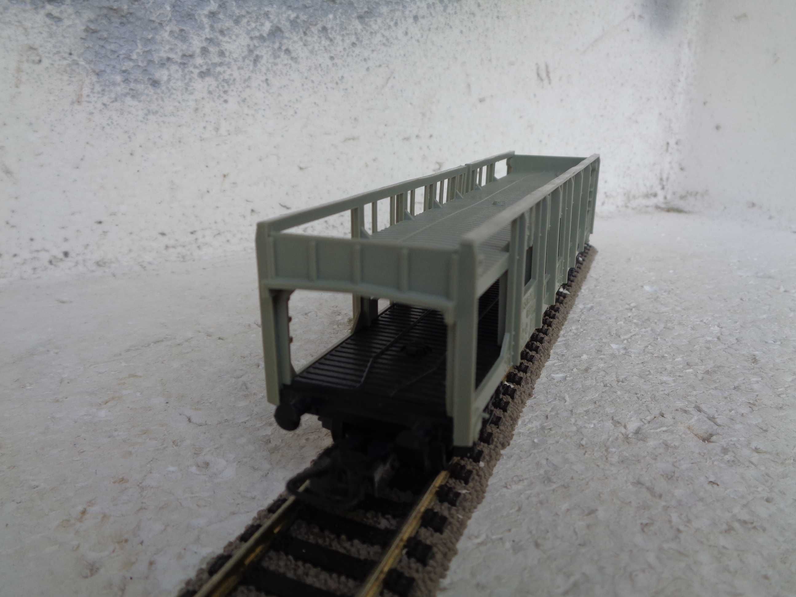 1:87 LIMA Vagão porta automoveis da FS - comboio