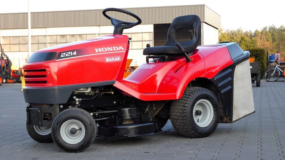 Traktorek kosiarka HONDA 2214 2 Cylindry (050201.5) - Baras