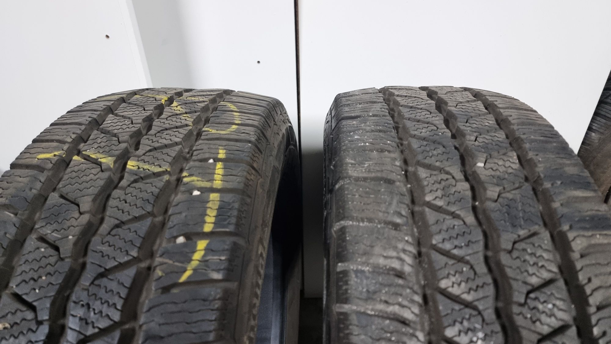 Opony 2szt. 215/65/16C Continental Vancontact Winter