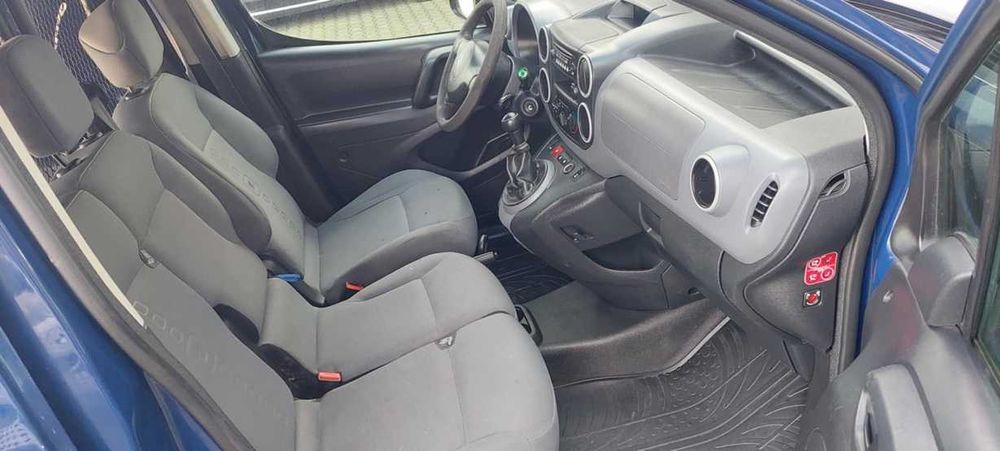 Fajny Berlingo 1.6 HDI 3-osobowy KLIMA VAT-1 .