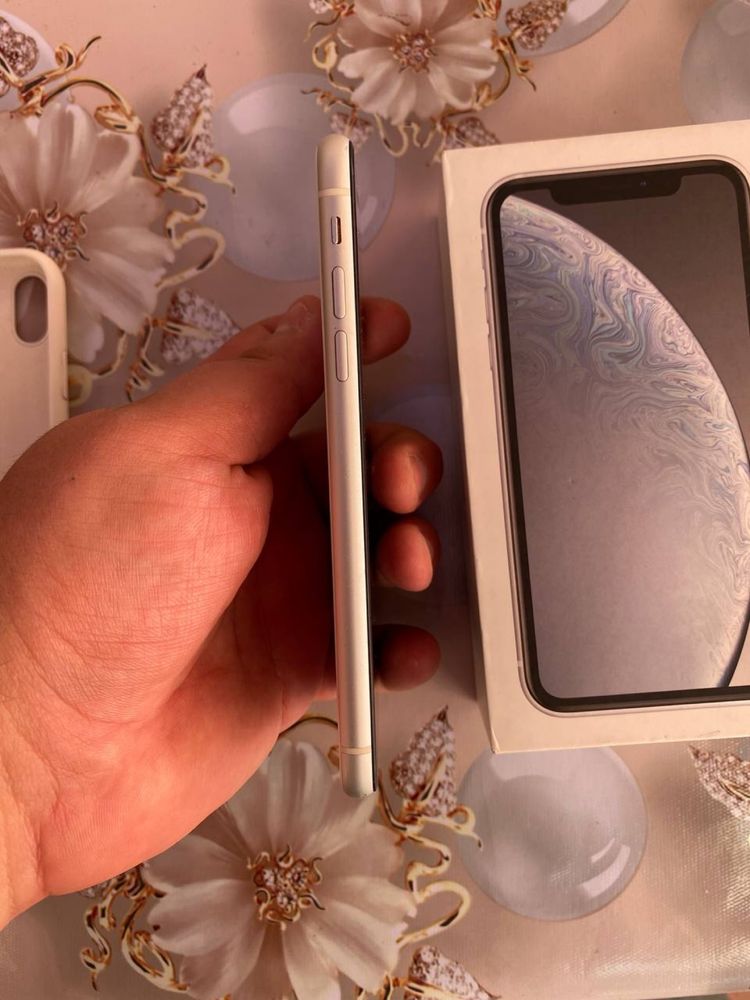 Iphone XR 64 GB состяние 8/10