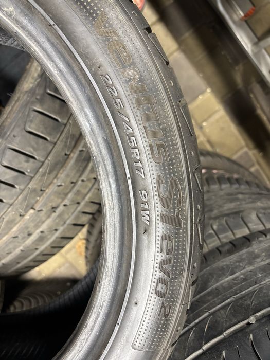 Шини літні R17 225/45 Hankook (ціна за скат)2020року