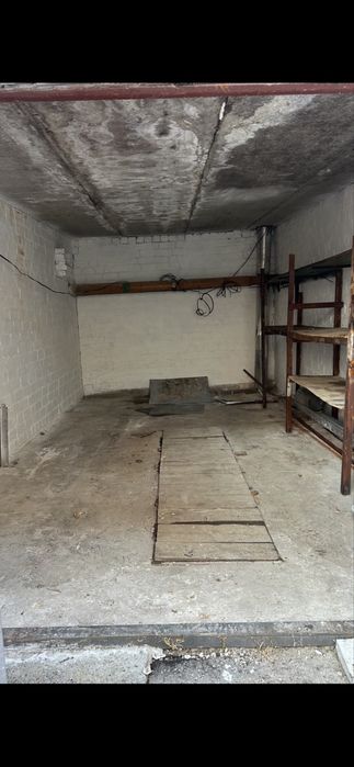 Сдам гараж в самом  центре города