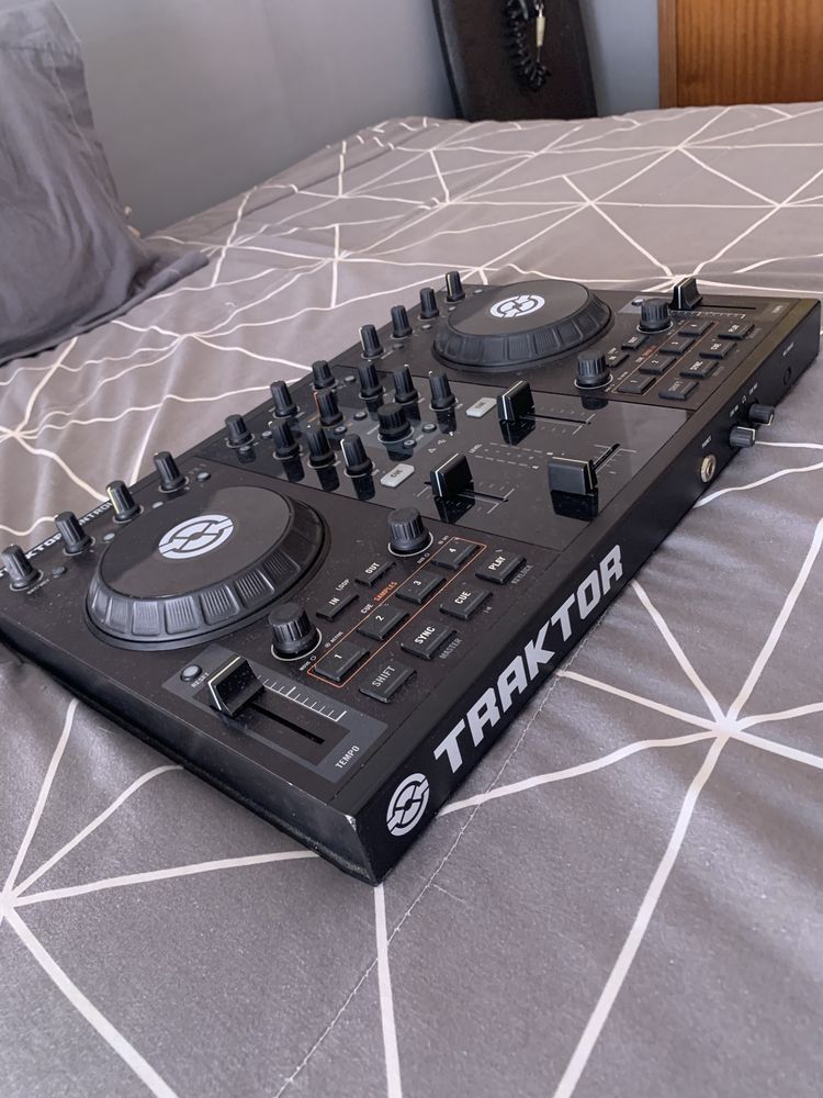 Traktor control s2 mk1