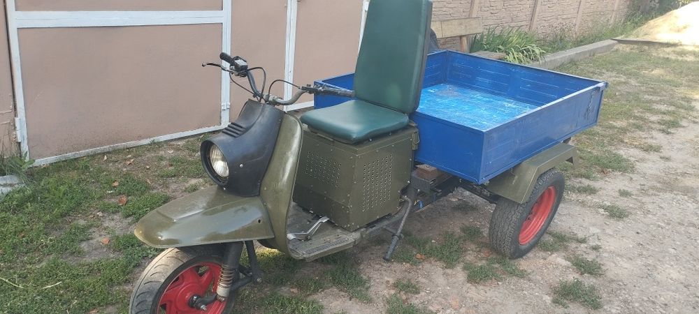 Мотороллер муравей 200 кубов