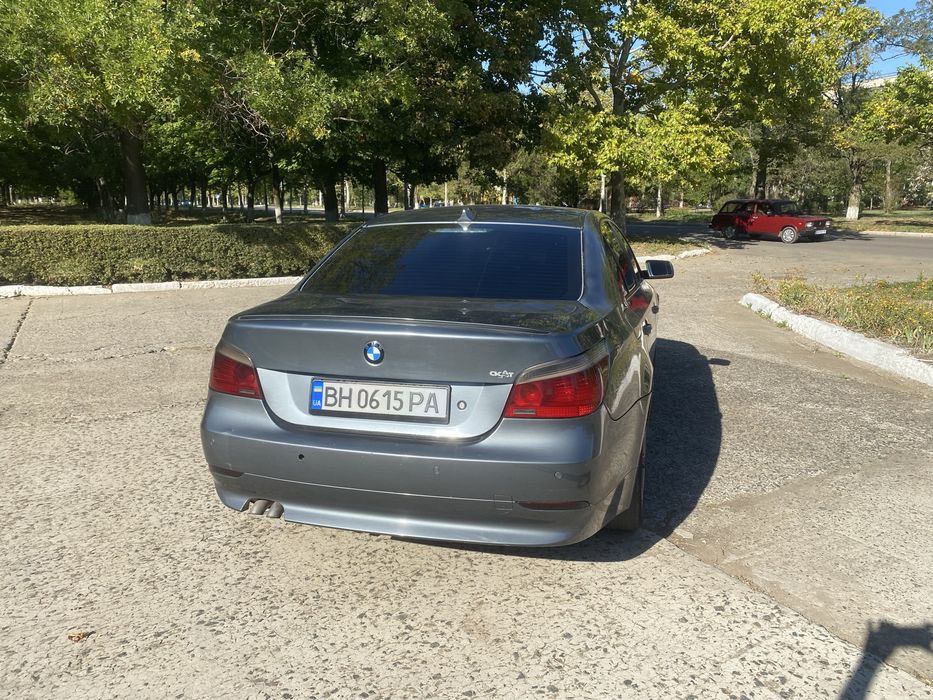 Продам БМВ Е60 530D