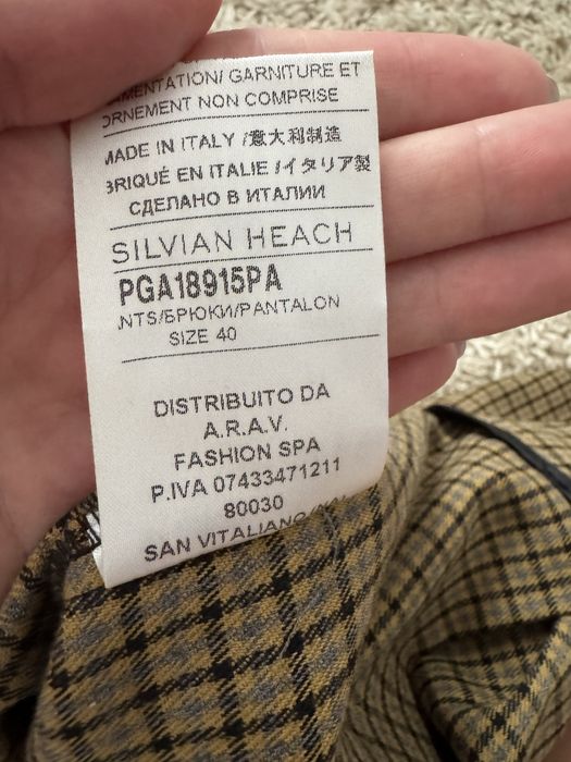 Легкі італійські жіночі брюки SILVIAN HEACH розмір 40