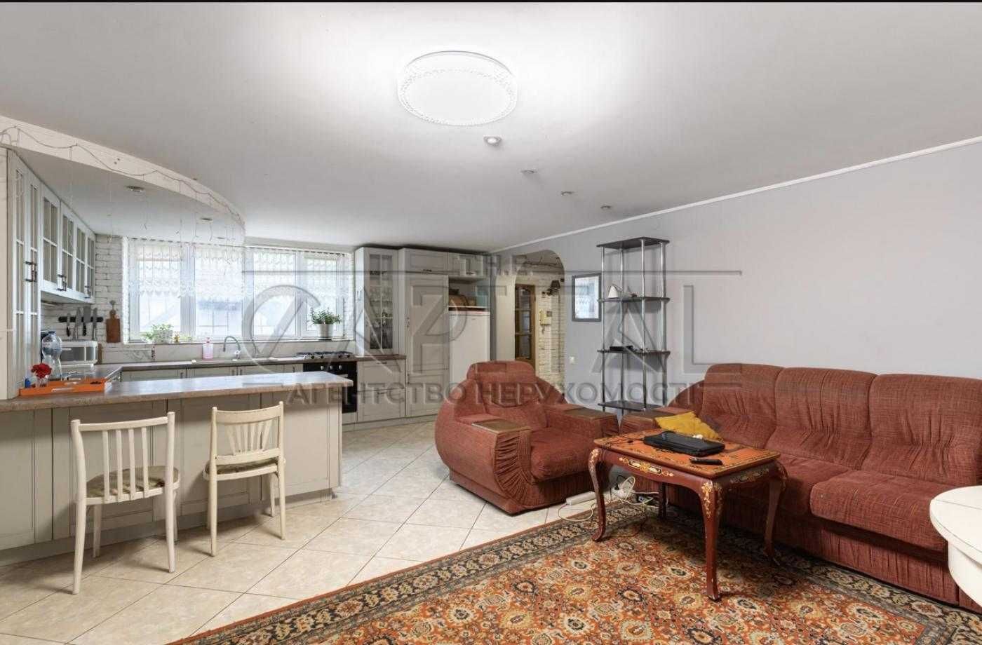Продаж будинку | Осокорки, 5 кімнат, сад, 3 поверхи, 210 м²