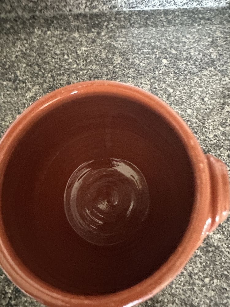 Panela em barro envernizado