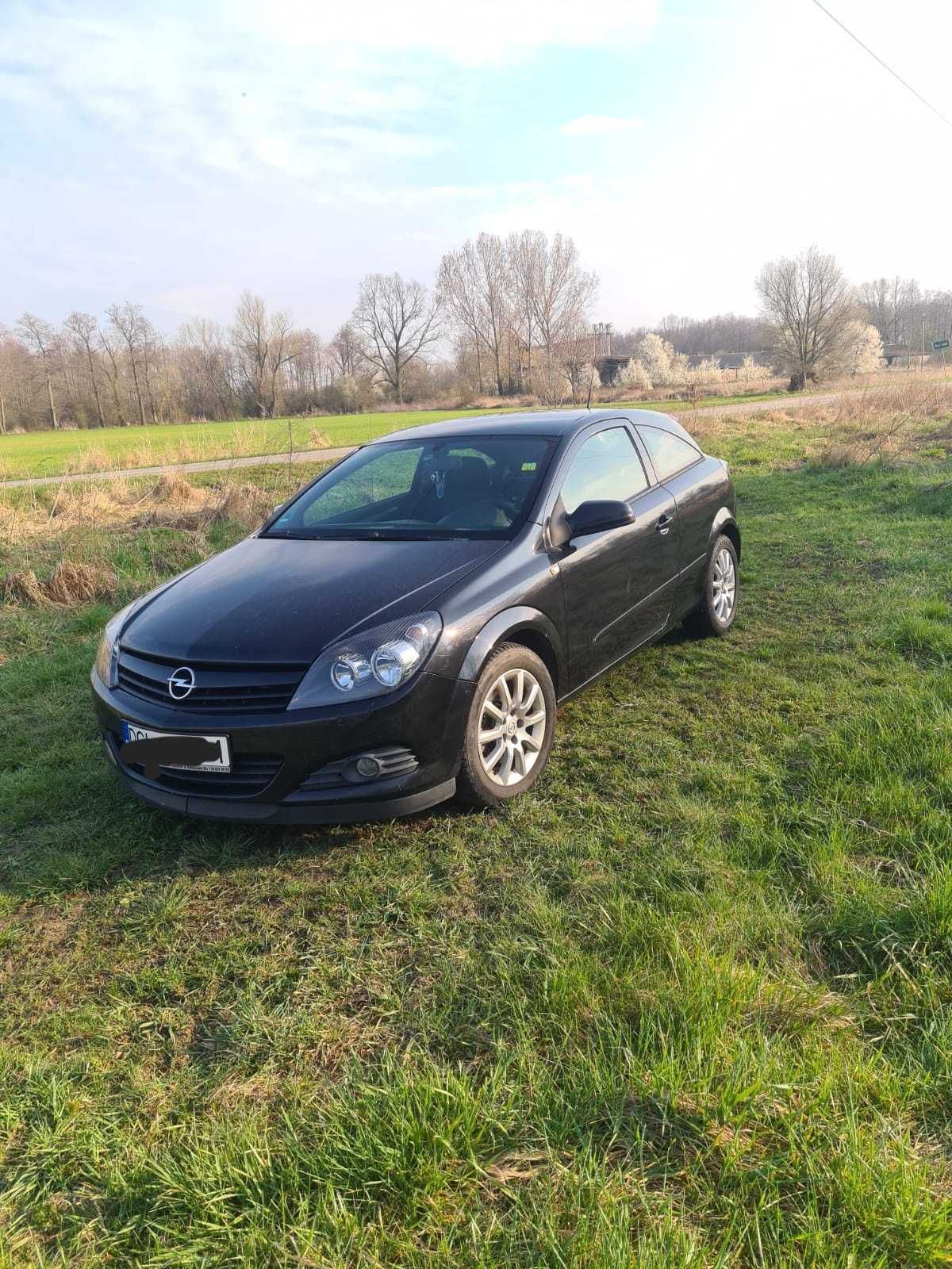 Opel astra h gtc  2005r 1.9 ctdi