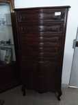 Móvel chiffonier em madeira, com 5 gavetas, 2 portas inferiores