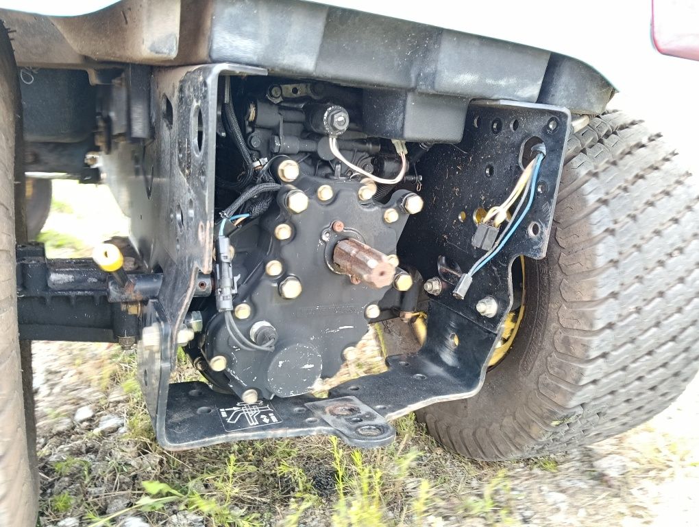 Traktorek kosiarka John Deere x740 wałek wom bez silnika  Fa VAT