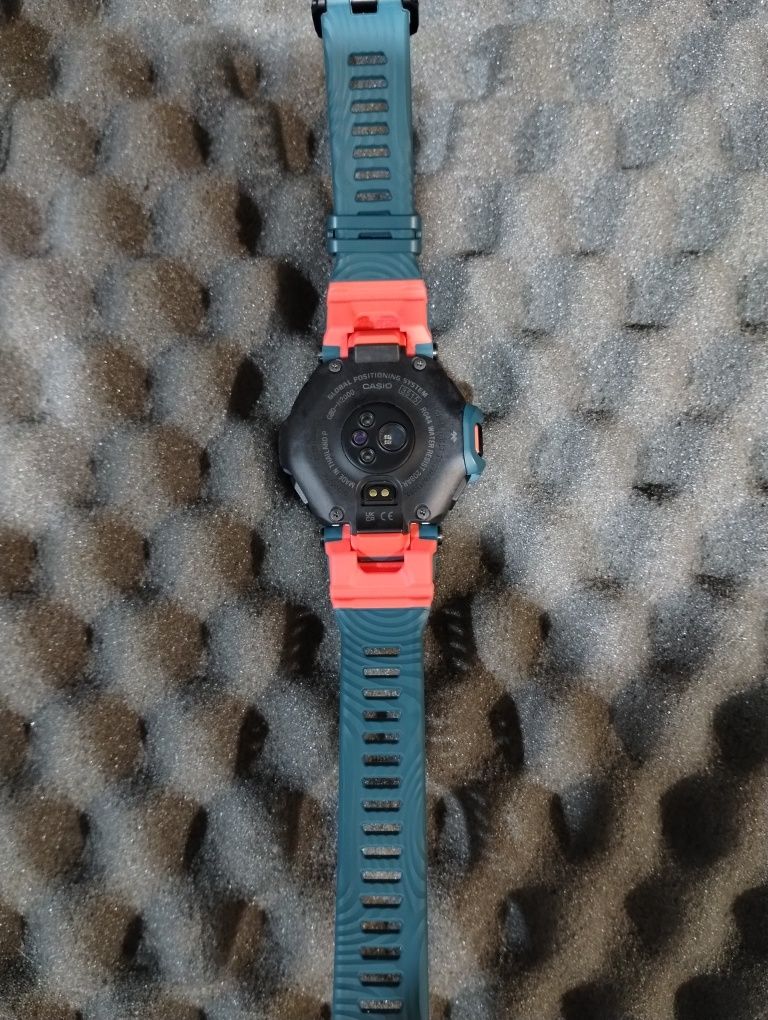 Casio GBD H2000-2ER