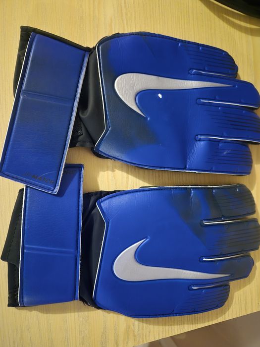 rękawice bramkarskie Nike Match