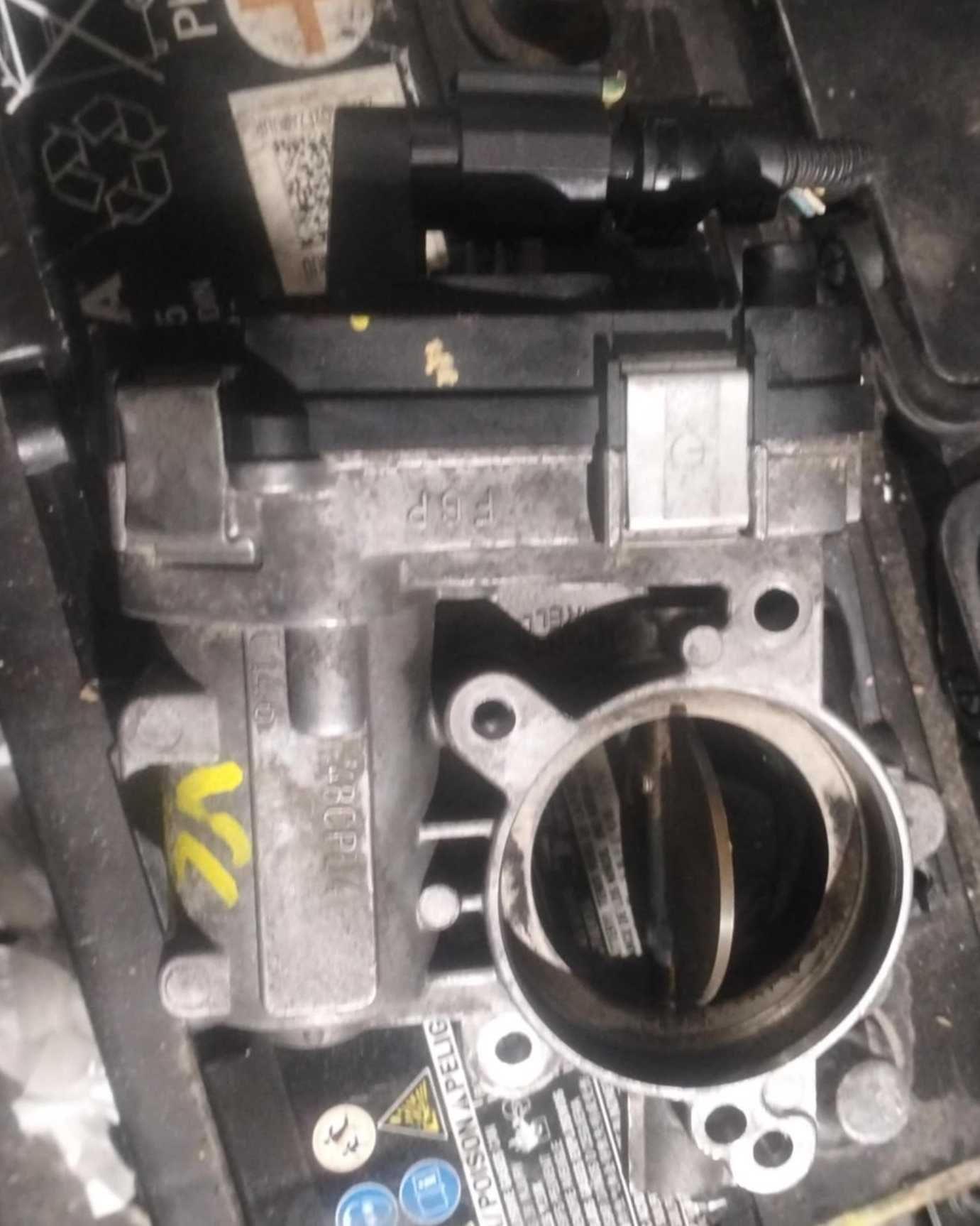 przepustnica opel vectra c zafira b Astra H III 1.9 120km, 150KM 2.2 B