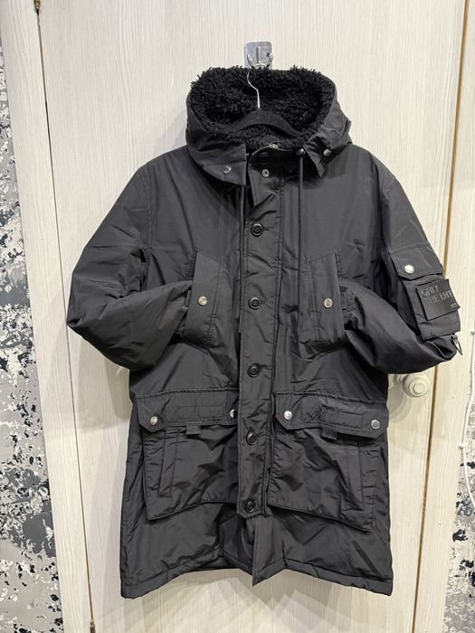 Продам неймовірну чоловічу парку від DIESEL!