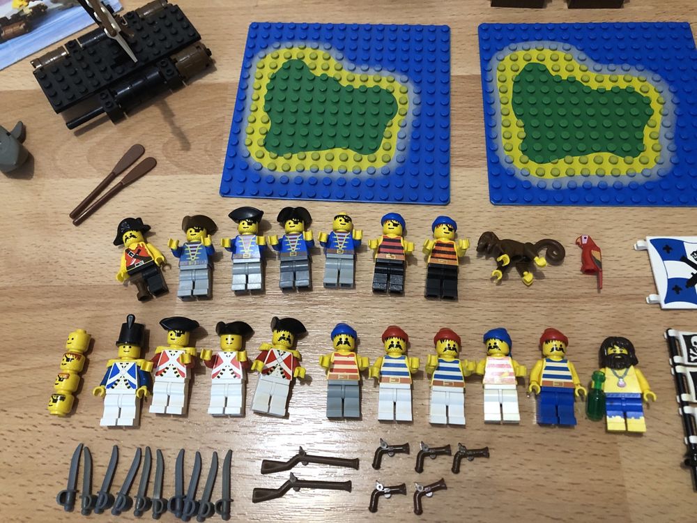 Zestaw Figurek i elementów Lego Pirates