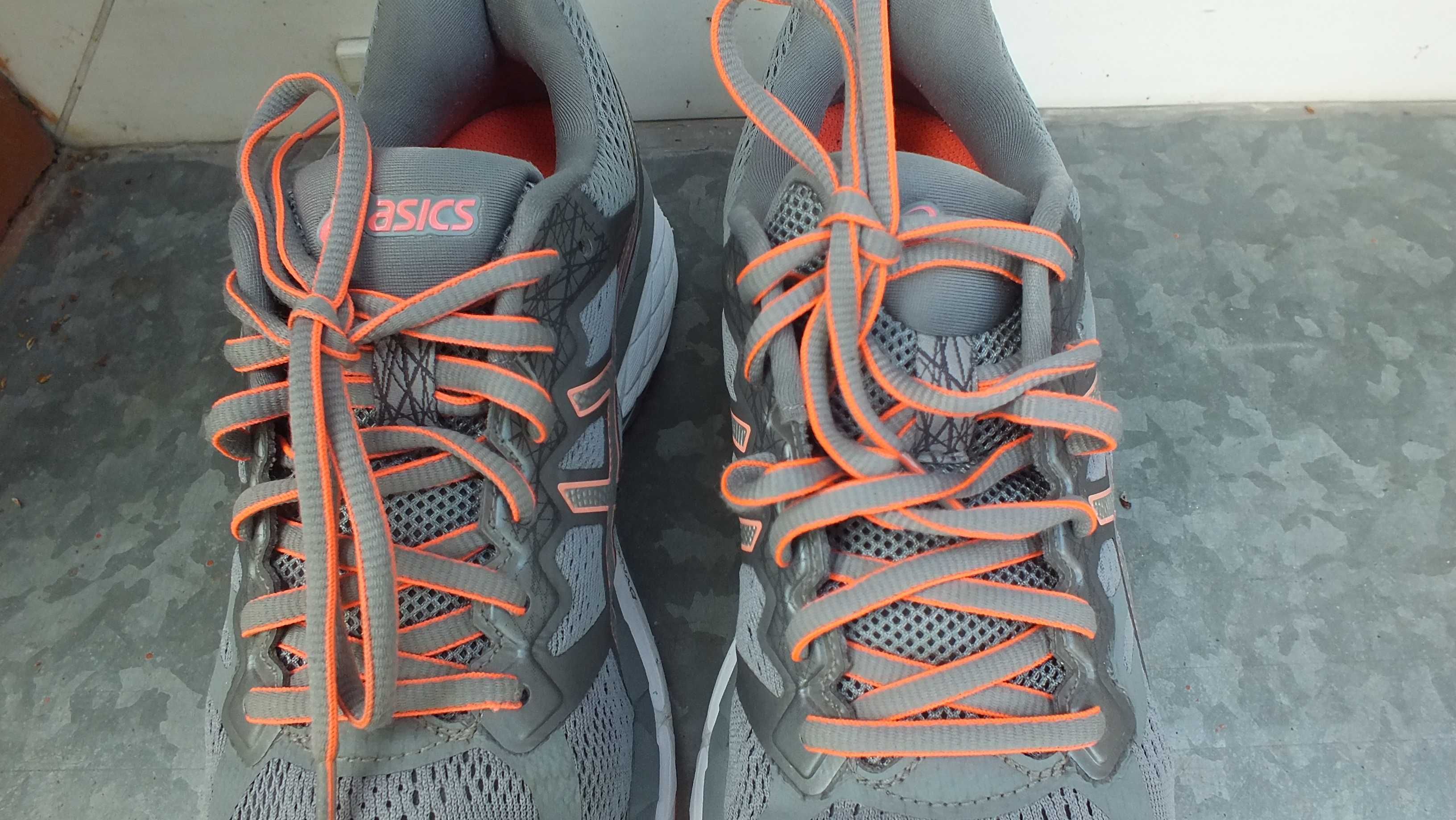 Super buty sportowe marki Asics Gel Superion w roz 39,5