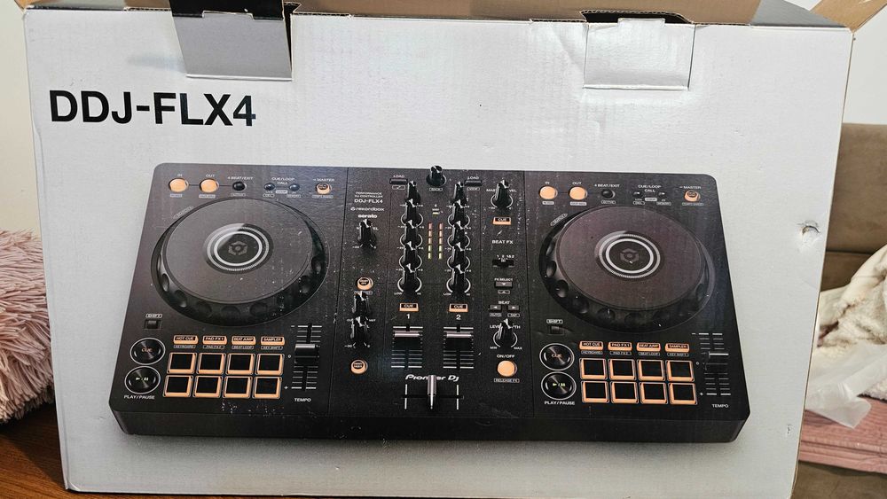 Pioneer DDJ FLX4 prawie nowy, na gwarancji