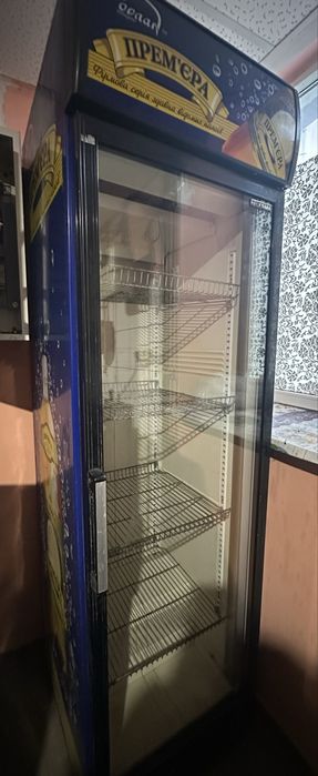 Холодильна вітрина б/у