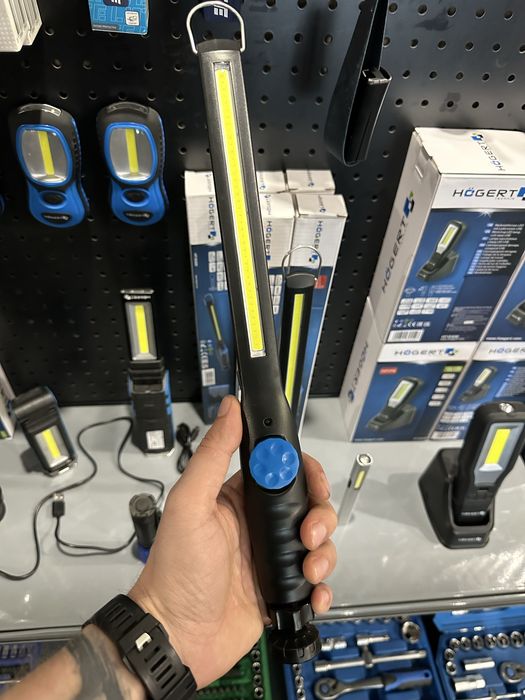 Фонарь светодиодный с магнитом 400 люмен, HOEGERT, HT1E409