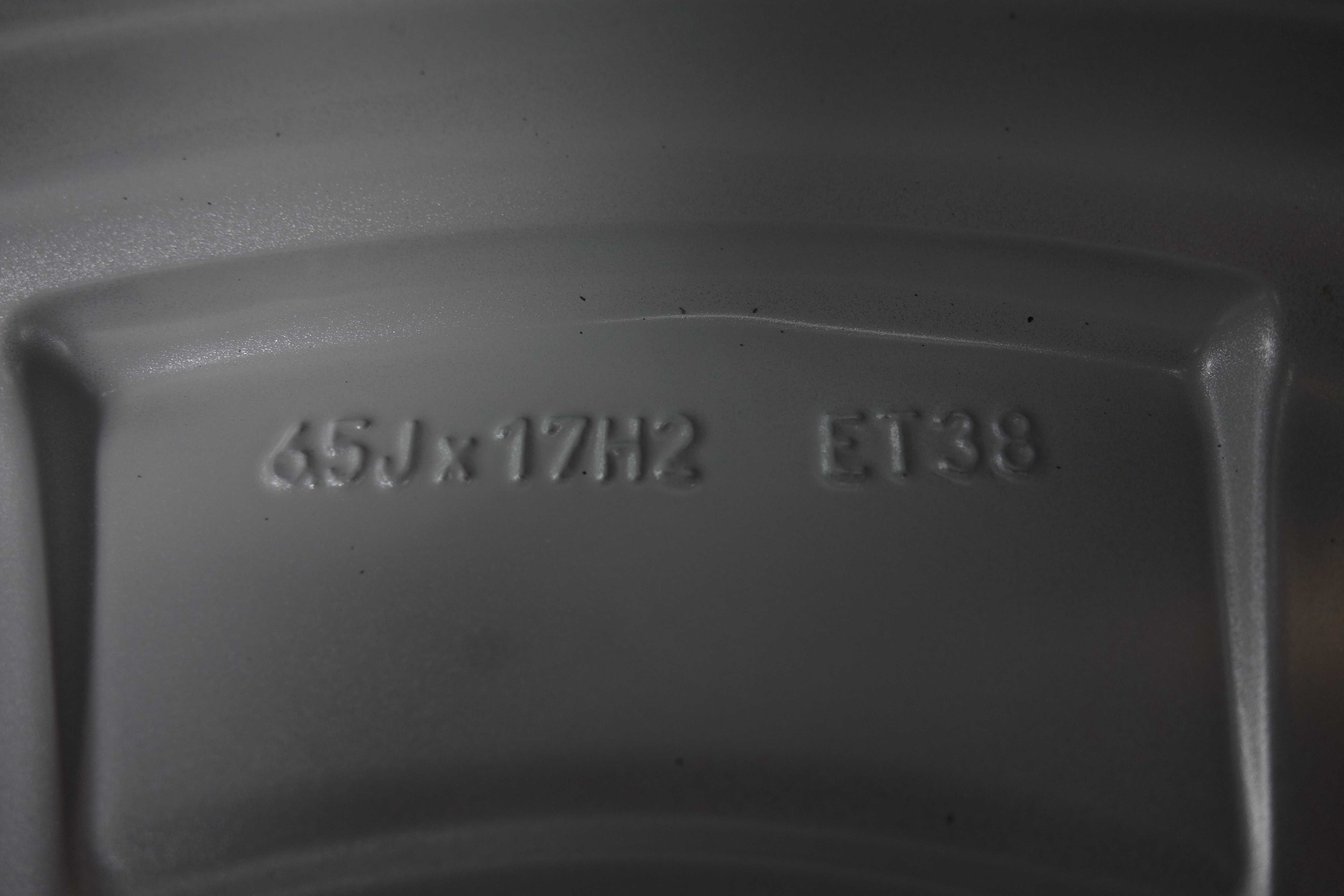 Alufelgi 17" 5x112 Skoda Kodiaq Superb Octavia Audi Vw Srebrne 774