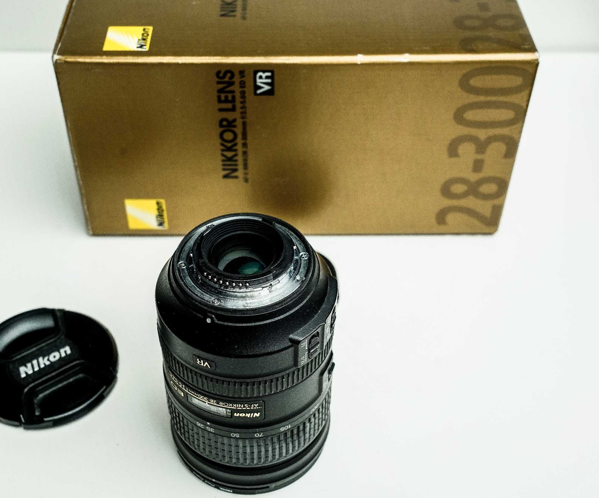 Nikkor AF-S 28-300 f 3,5 - 5,6 G do Nikon