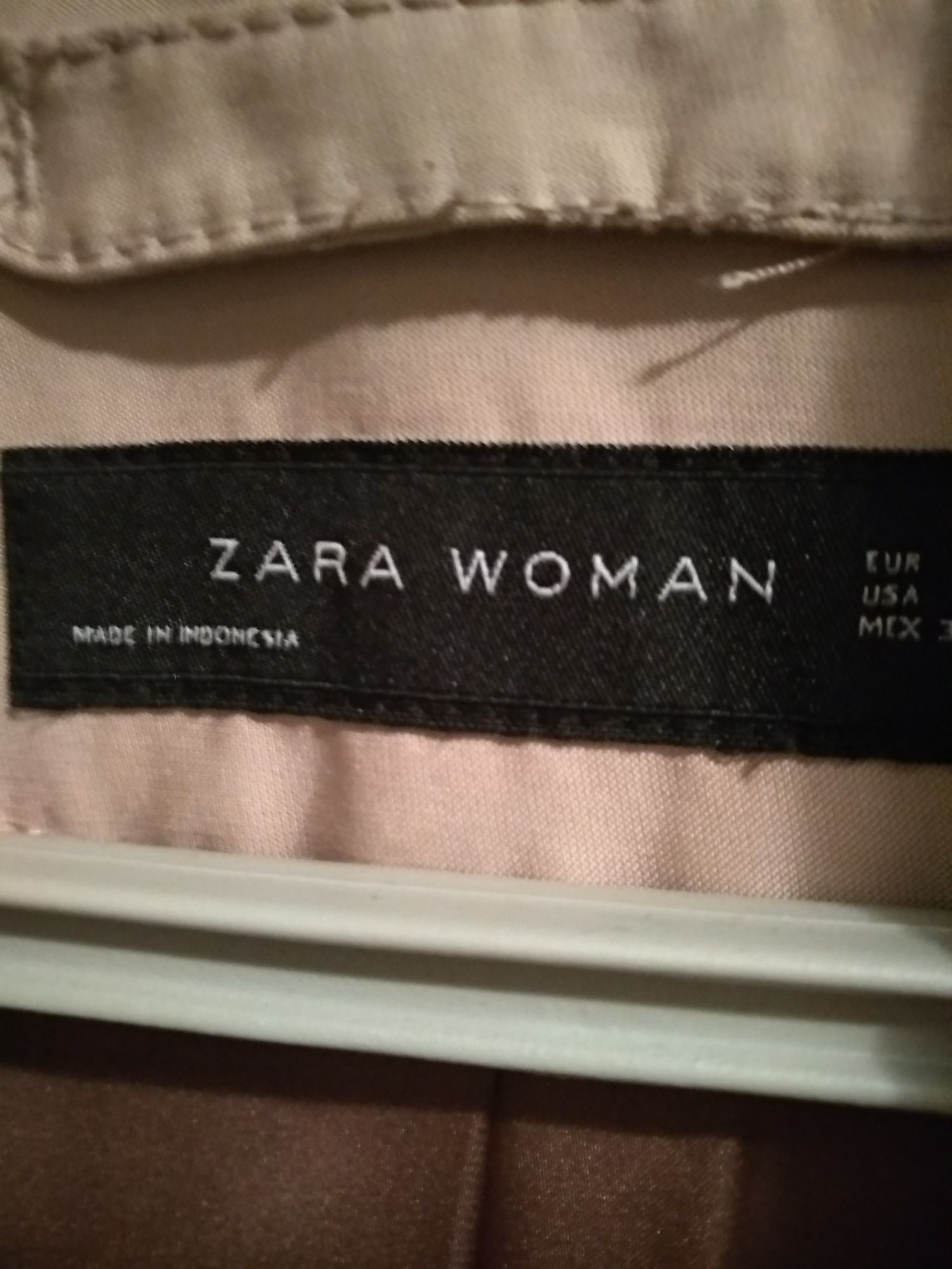 Плащ женский. Zara