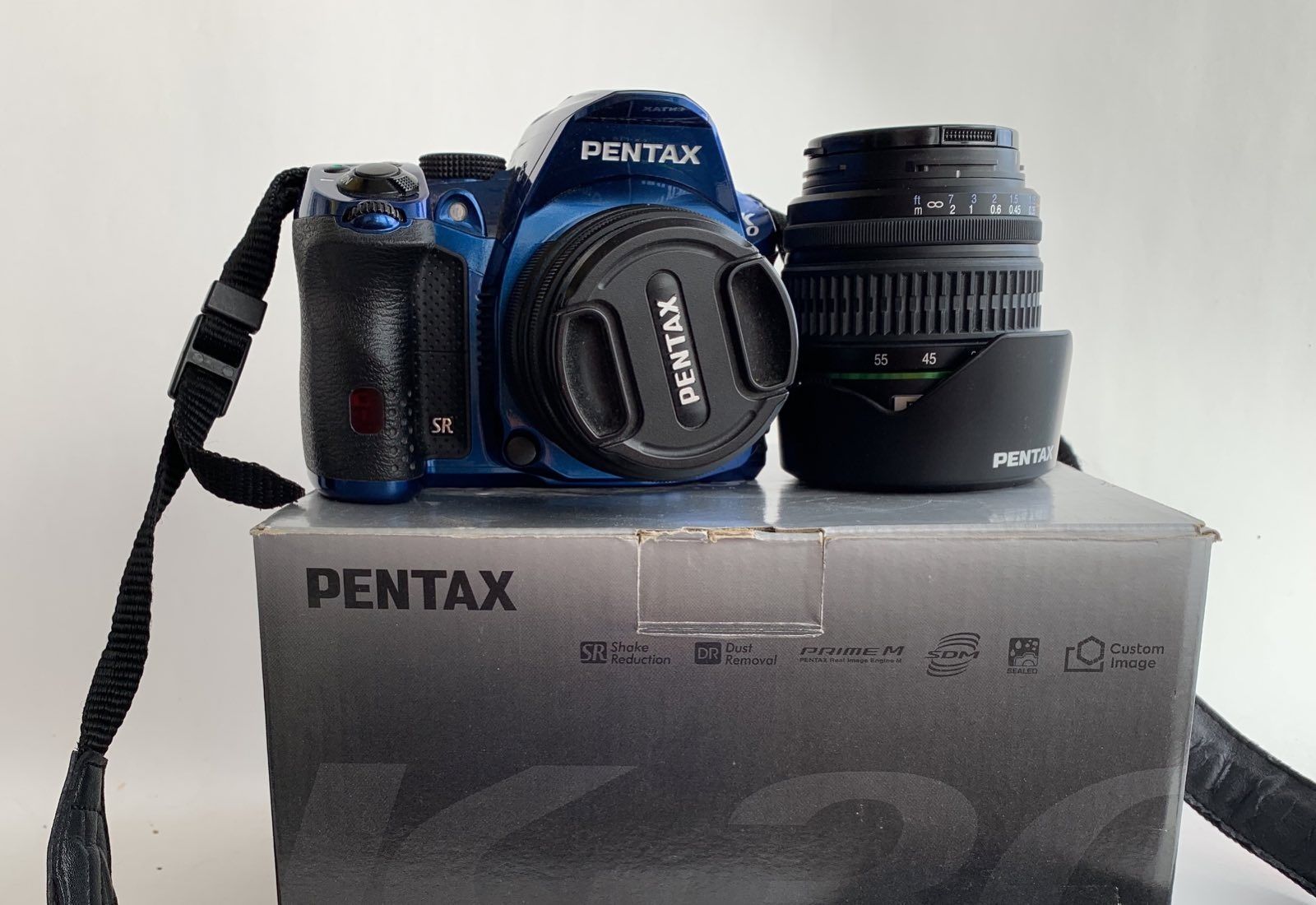 Продам Pentax k-30 проф фотоаппарат и два объектива