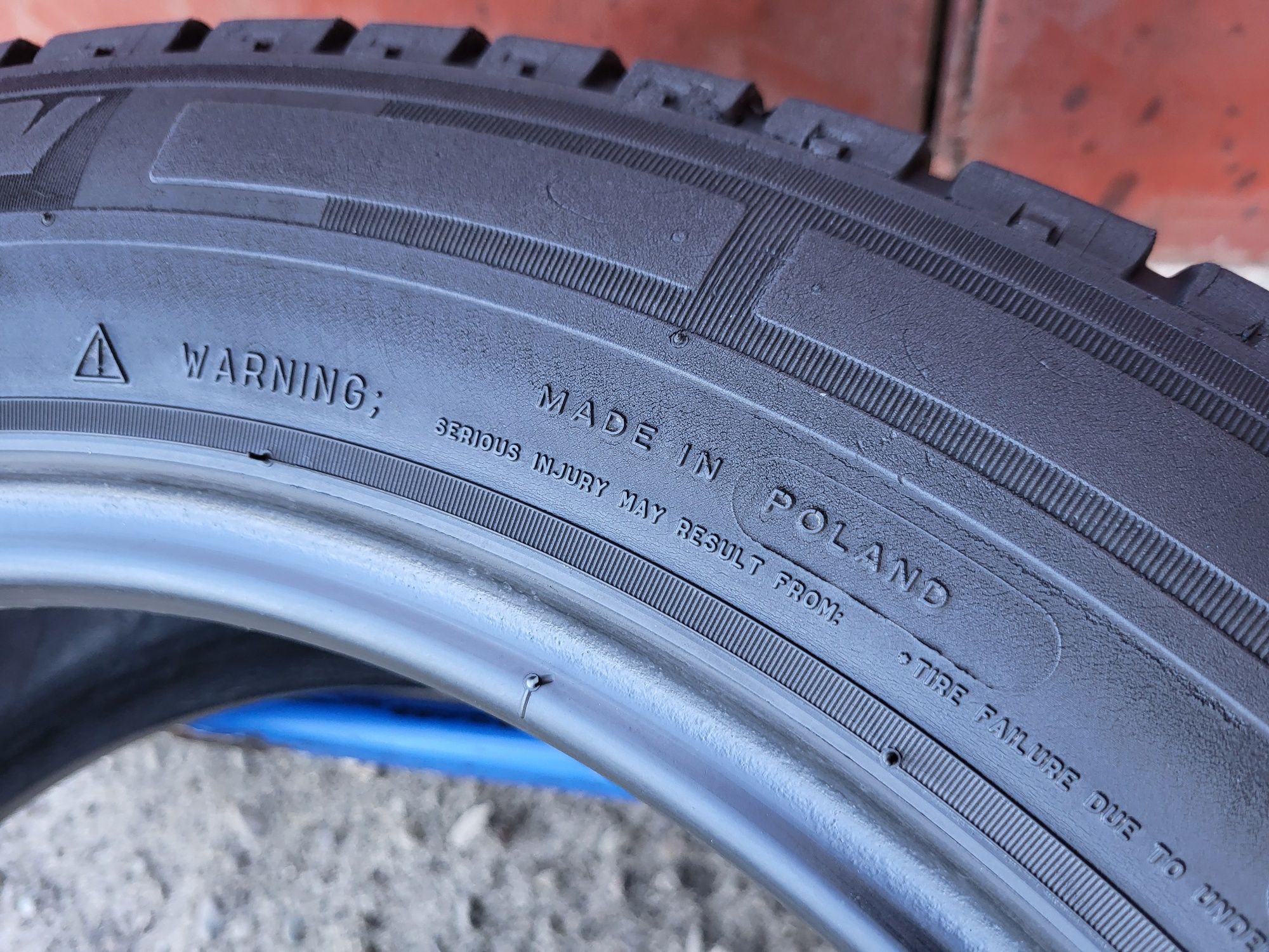 215/60/17C R17C Michelin AGILIS 2шт ціна за 1шт літо шини