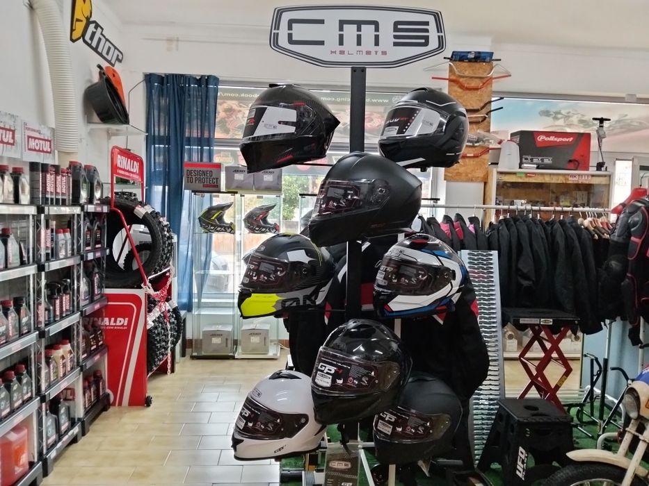 Capacetes CMS GP4 GTR XRD