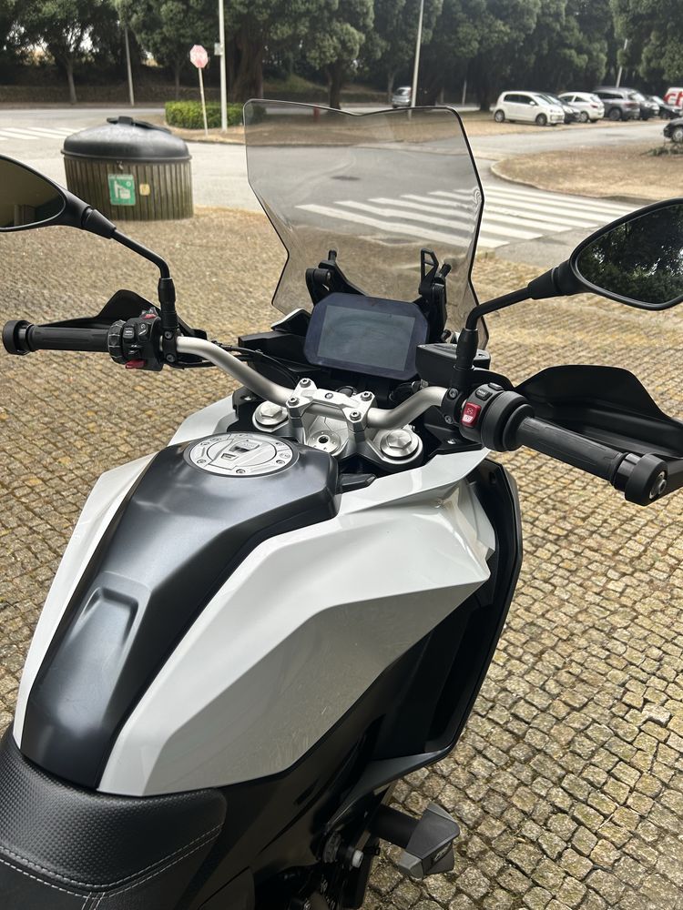 BMW F900XR Full Extras 4.000kms 2024