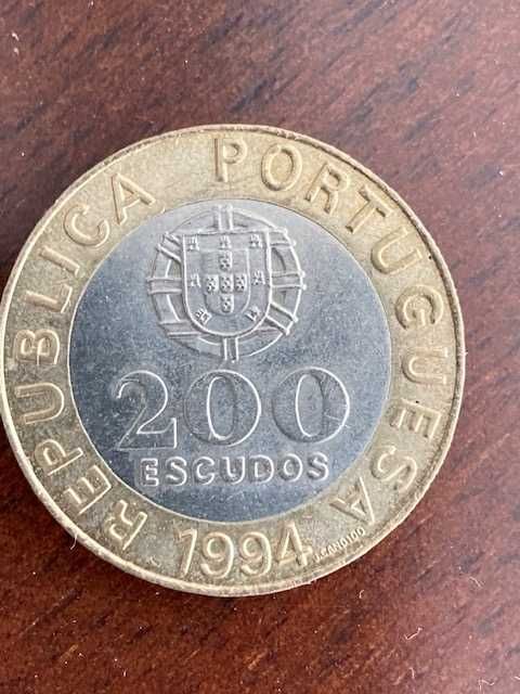 2 Moedas comemorativas bimetálicas de 200 escudos (200$00) 1994 e 1998