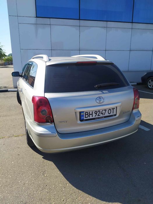Продаю свое авто,Тойота Авенсис универсал2 поколения 2 дизель д 4 д дв