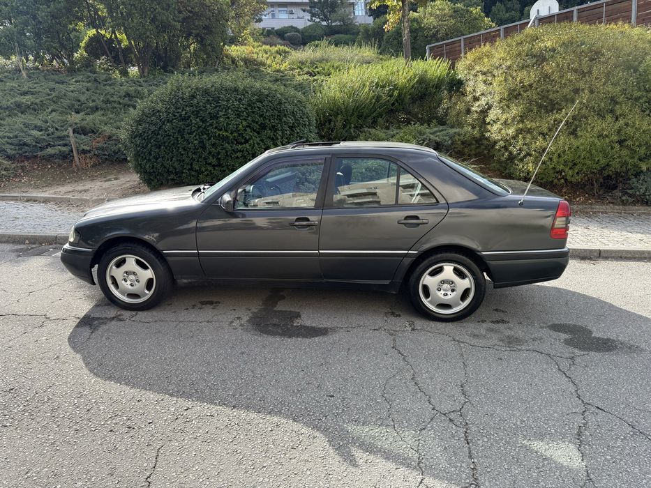 Merdedes benz  c220