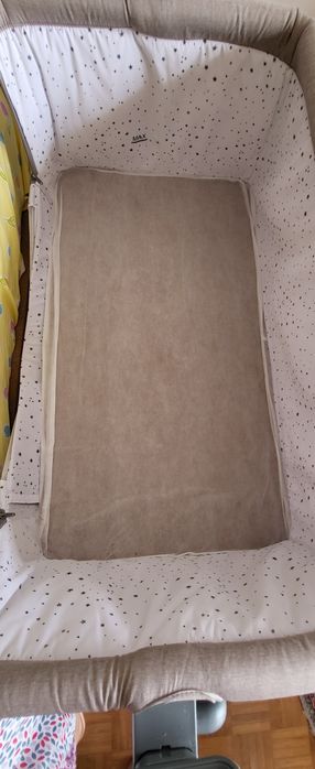 Next to Me cama para dormir