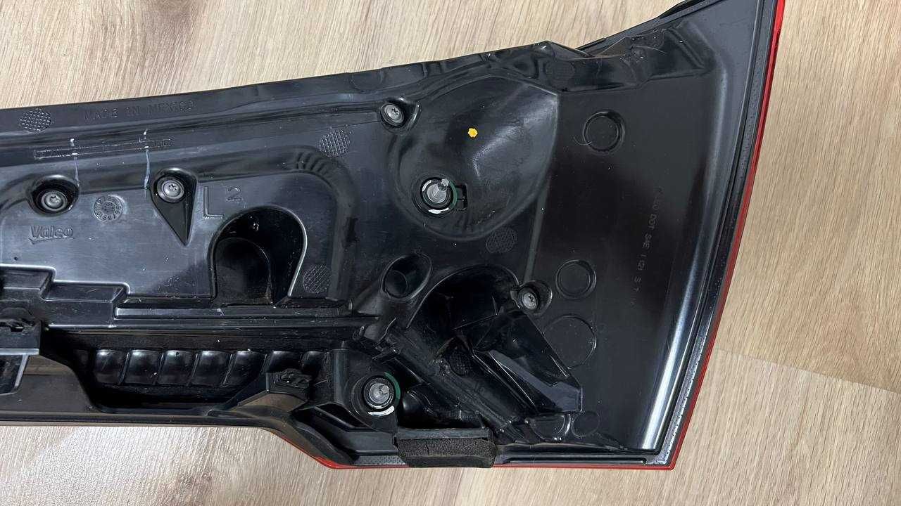 Задні ліхтарі Audi Q5 2017-2020 80A945094A, 80A945093А  USA Америка,