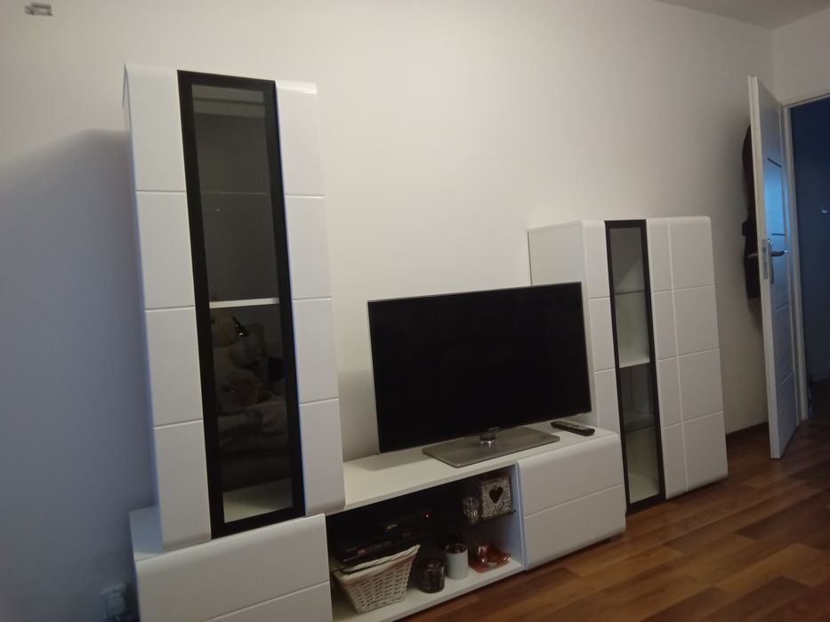 Zestaw mebli do salonu meble 3 częściowe białe na wysoki połysk z Agat