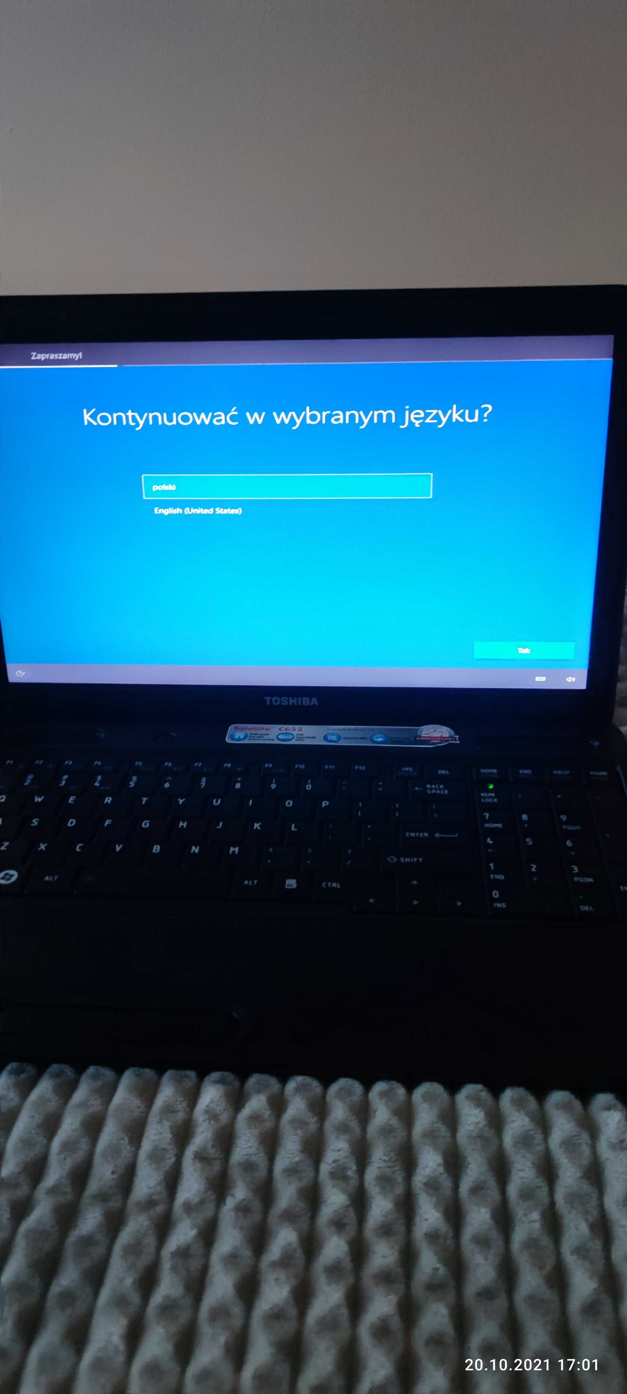 Laptop Toshiba Czarny .