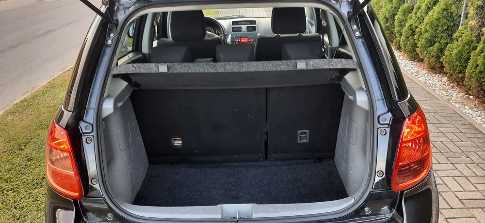 SX4 4×4,klima,navi,hak,Keyles-system,