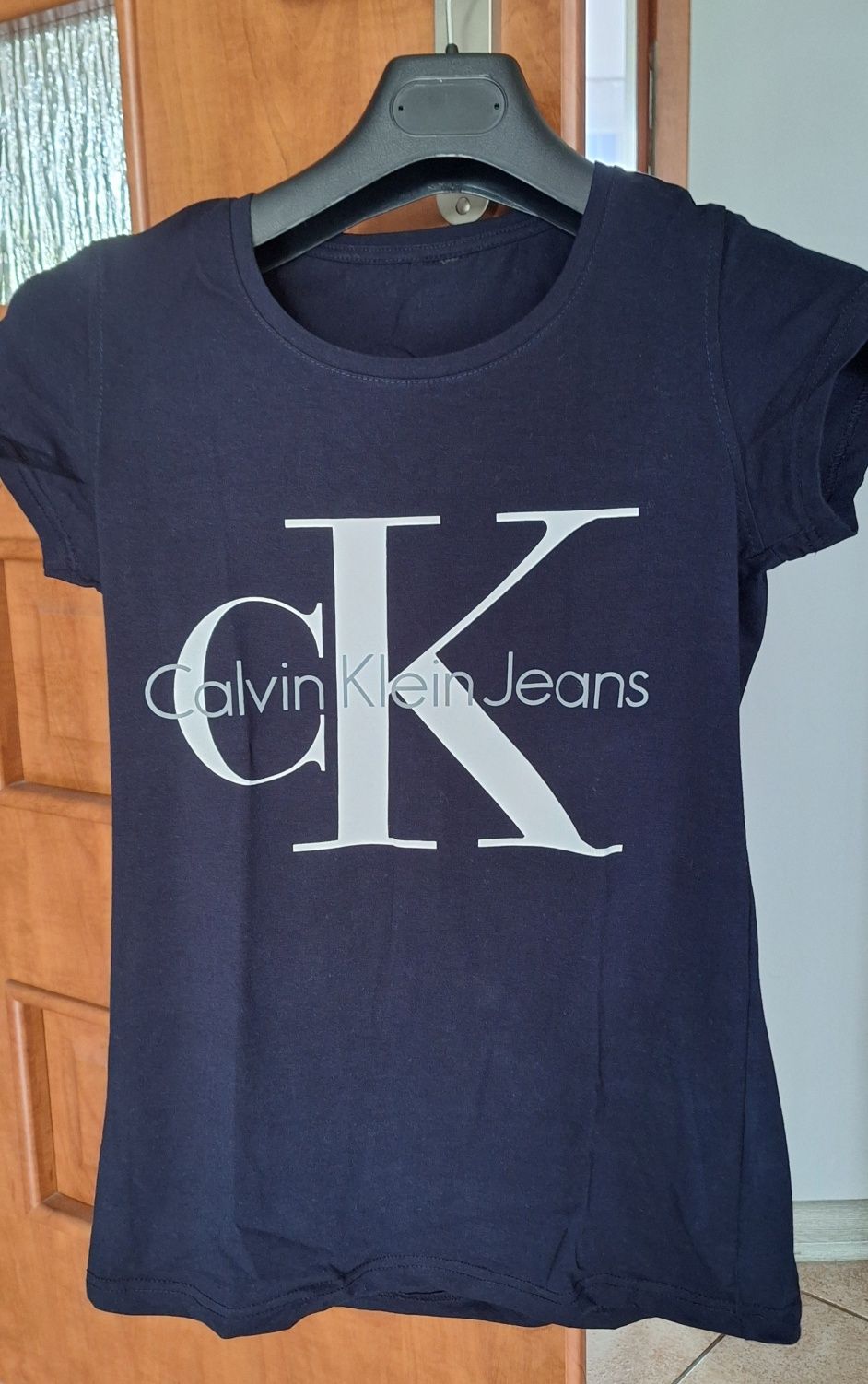 T- shirt damski Calvin Klein