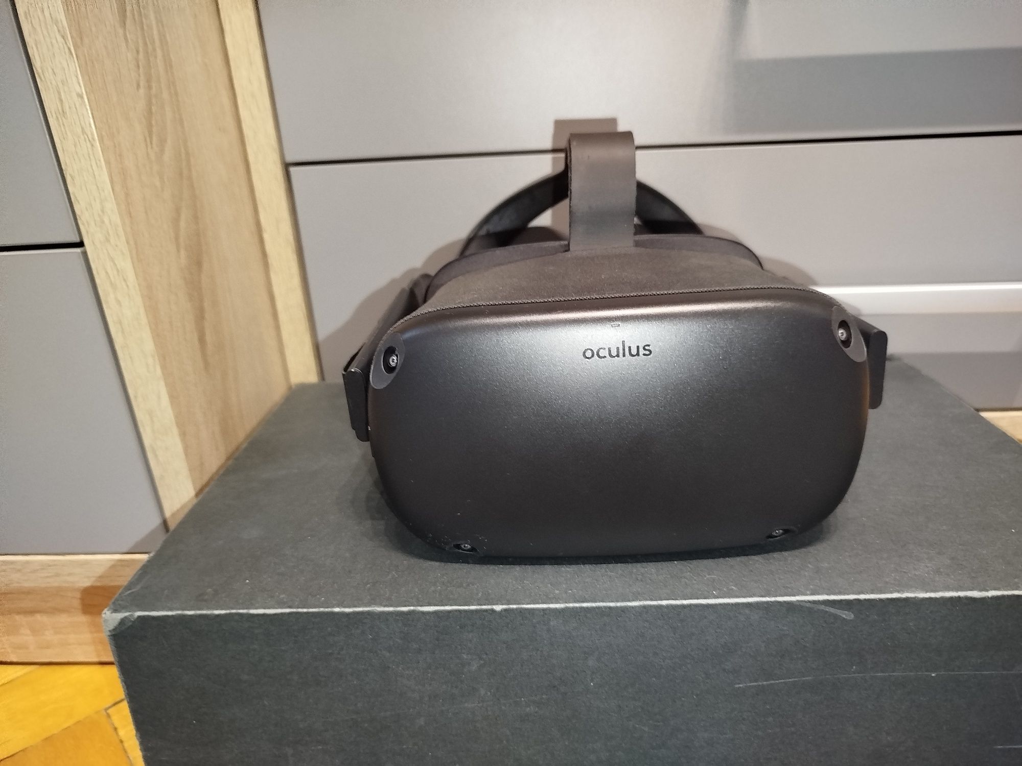 Oculus quest jak nowe 128gb + akcesoria
