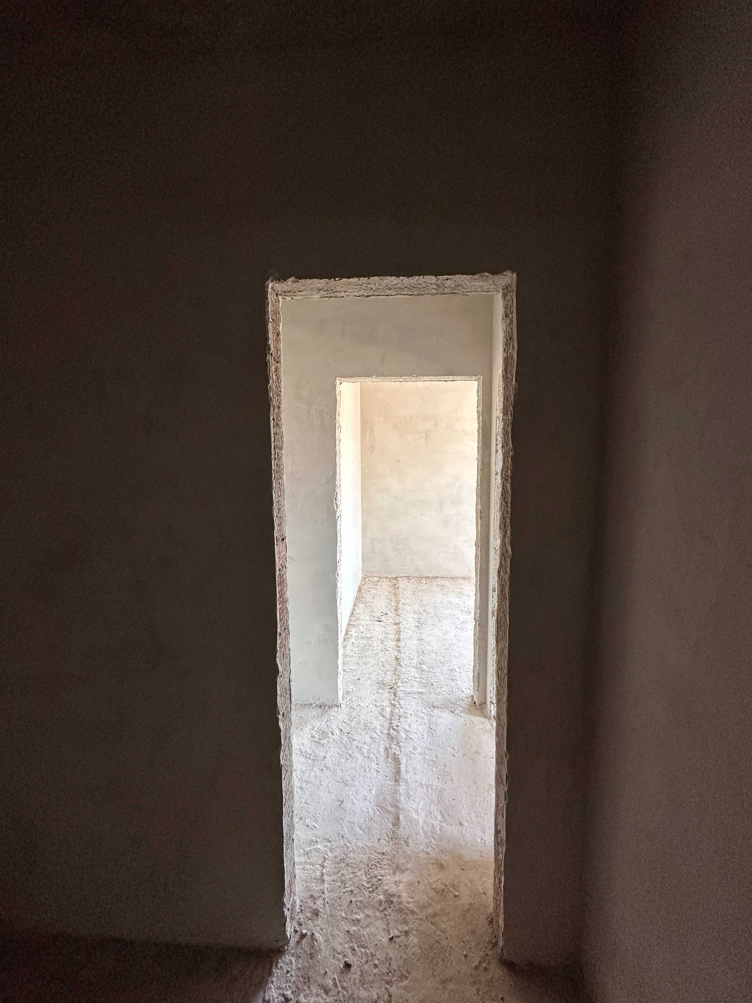 Продається 2к квартира в готовому будинку в районі озера!