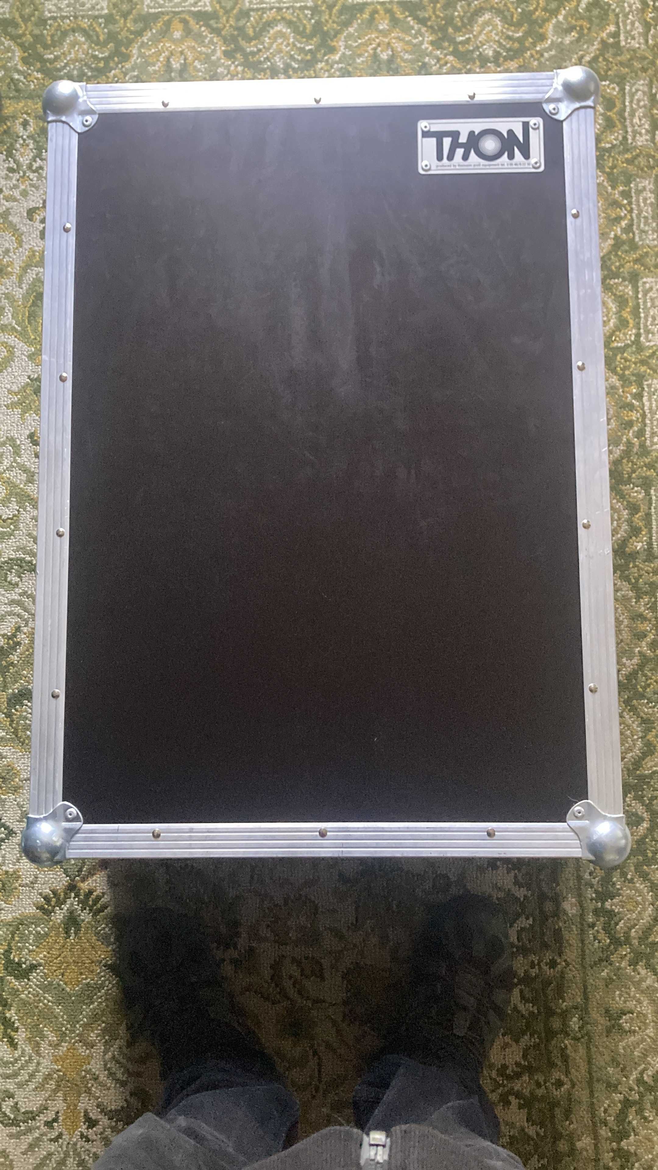 Mesa de mistura Midas M32R + Flight Case