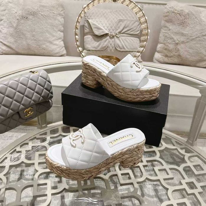 Buty, sandaly klapki, skora 210216