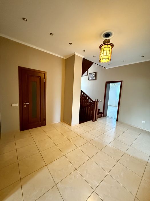 Продаж будинку Чайки/302м2/газ/цоколь/сауна/Борщагівка/5 км від Києва