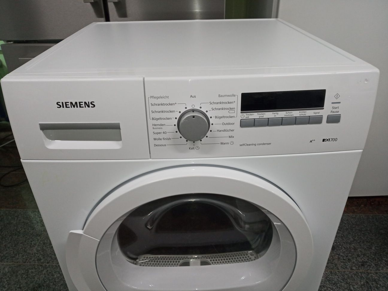 Сушильная машина Siemens IQ700 8кг ТЕПЛОВОЙ НАСОС А +++ из Германии