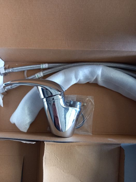 Torneiras de cozinha e banheira